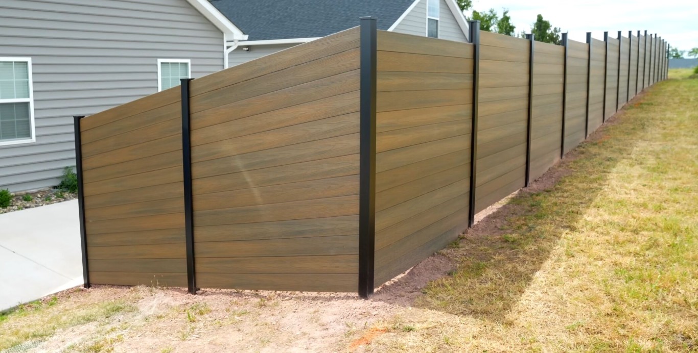 Local fence contractor serving Poinciana, FL and surrounding areas